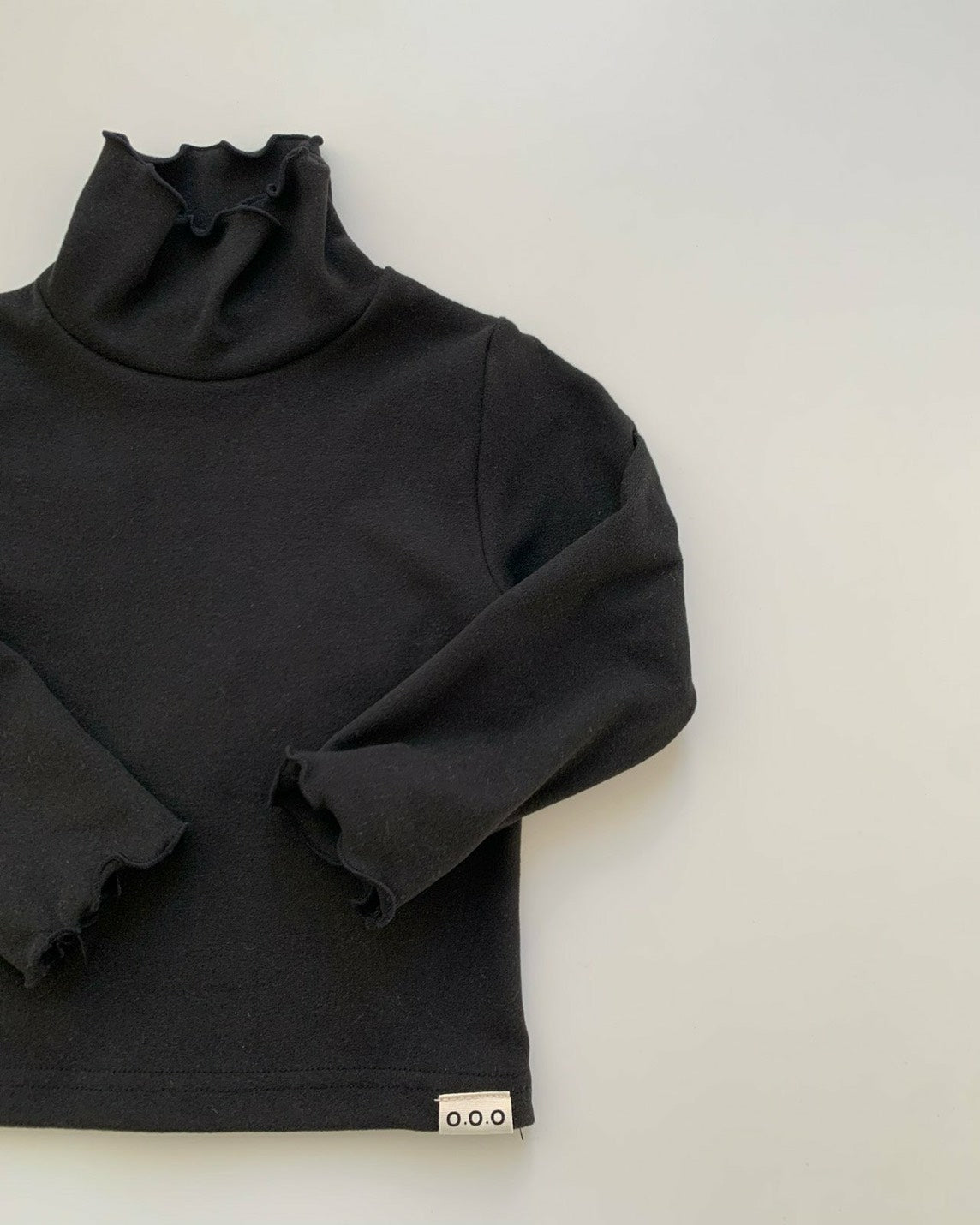 O.O.O|BUTTER TURTLENECK(バタータートルネック)【予約商品】