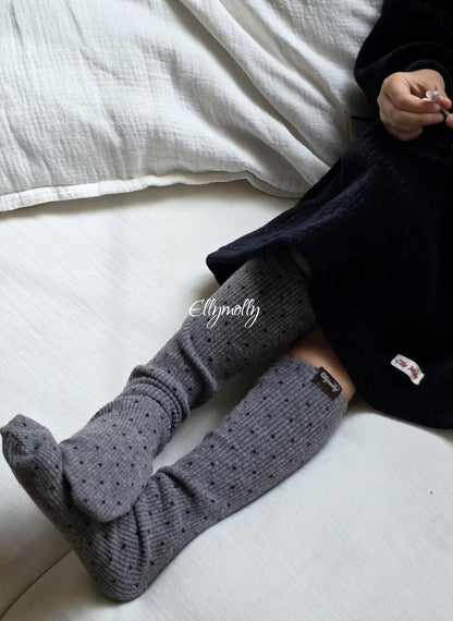 ELLY MOLLY｜ドットリブ裏起毛ソックス【予約商品】