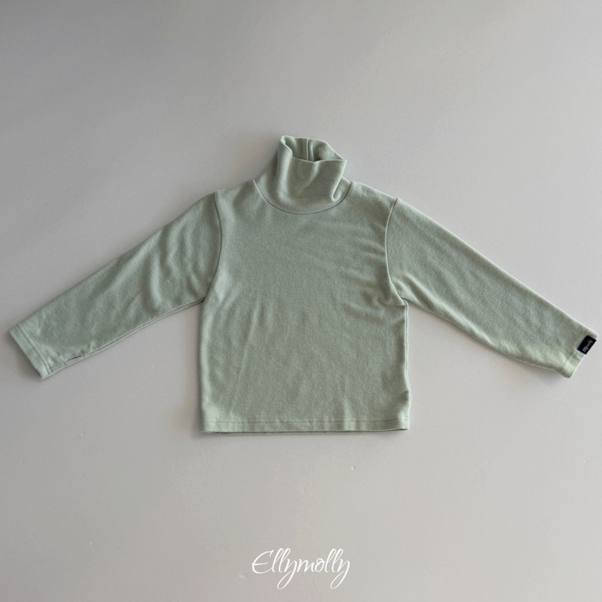 ELLY MOLLY｜スノーウォーマータートルネックT（無地）【予約商品】