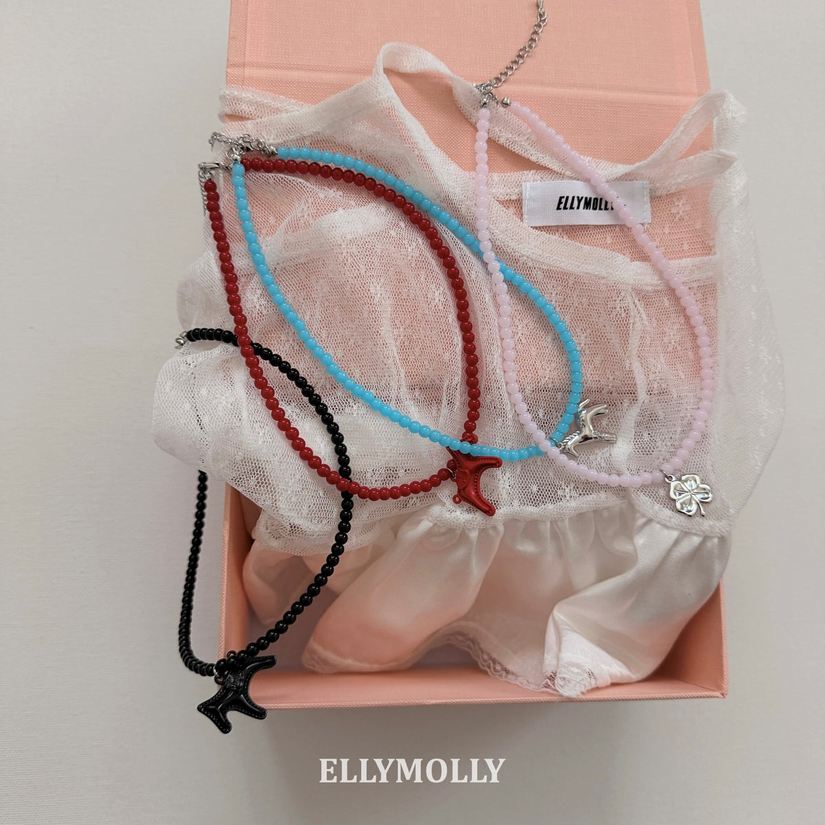 ELLY MOLLY｜馬ビーズネックレス【予約商品】