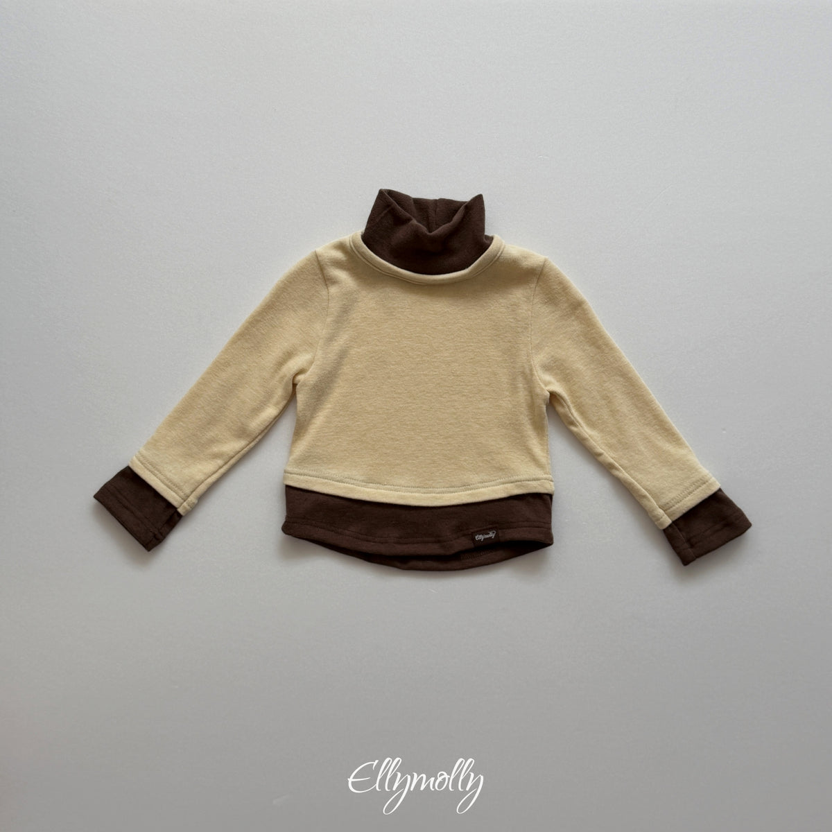 ELLY MOLLY｜ブラッシュ配色タートルネックTシャツ【予約商品】