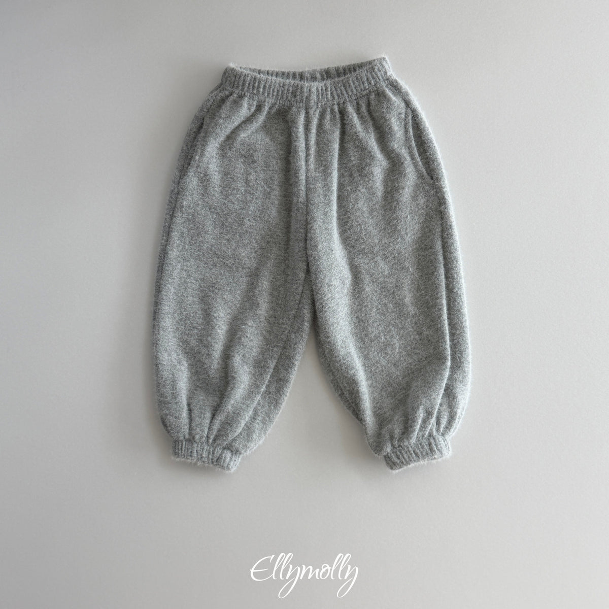 ELLY MOLLY｜スノーフラワーアンゴラジョガーパンツ【予約商品】