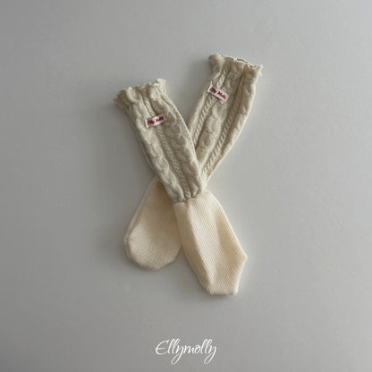 ELLY MOLLY｜ツイストウールソックス【予約商品】
