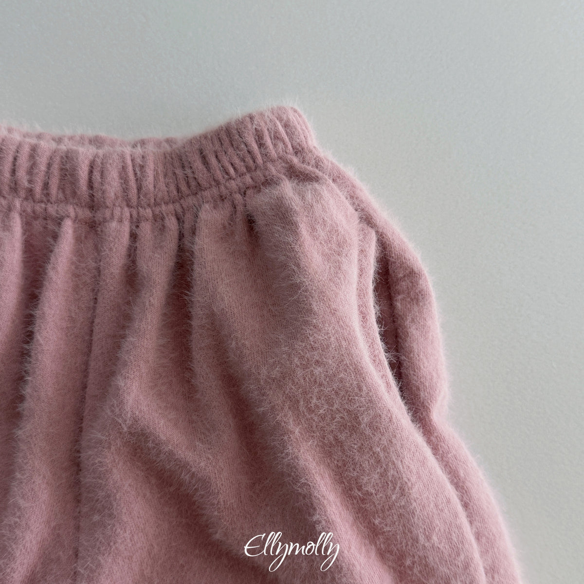 ELLY MOLLY｜スノーフラワーアンゴラジョガーパンツ【予約商品】