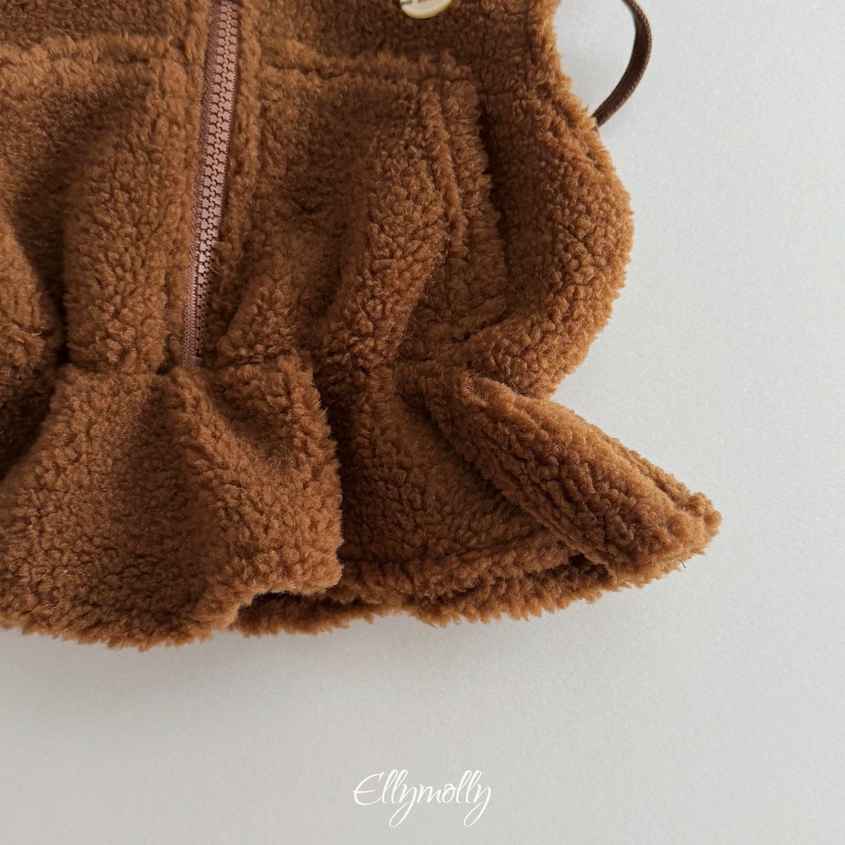 ELLY MOLLY｜ベアフードベスト【予約商品】