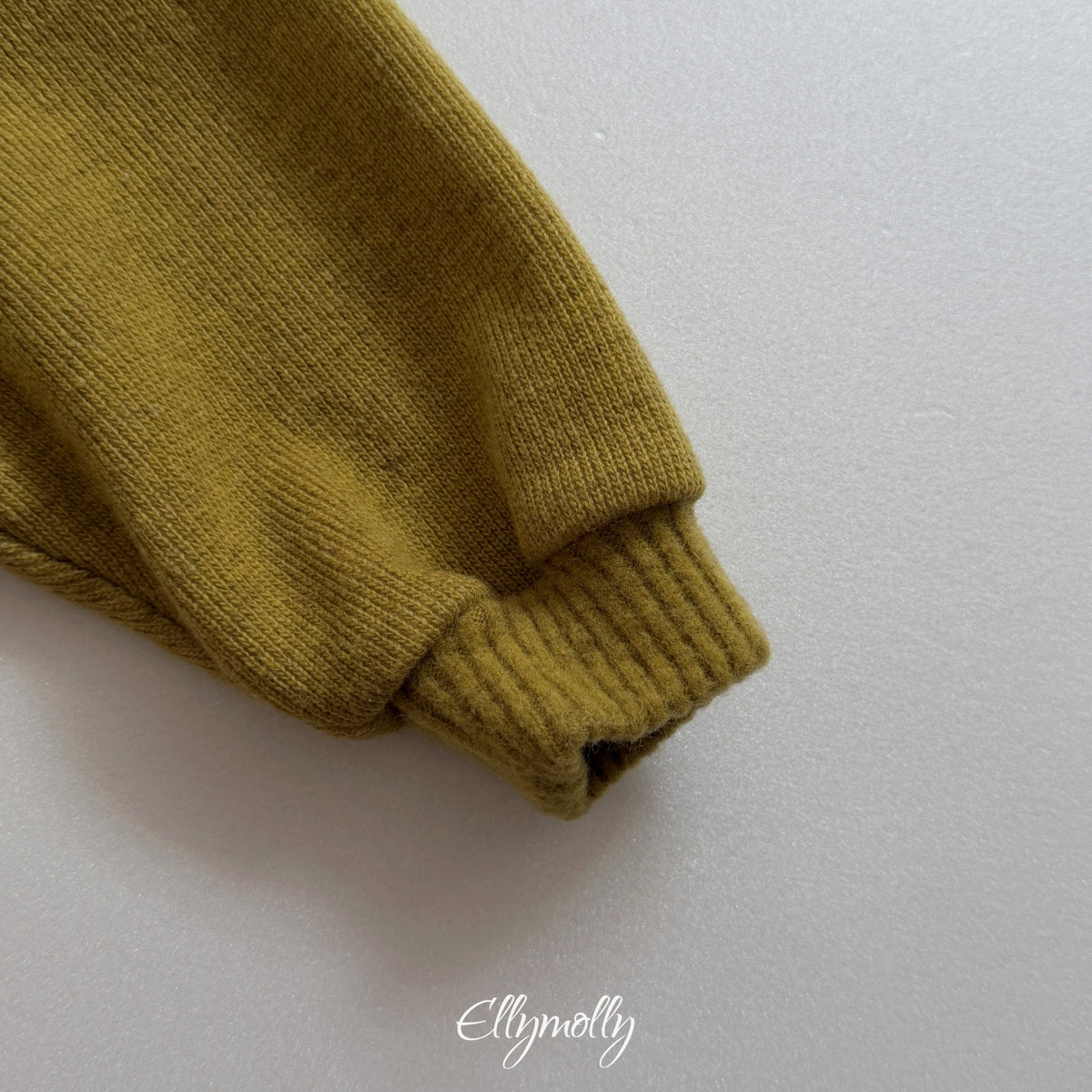 ELLY MOLLY｜アルデン ウールハーフジップ【予約商品】