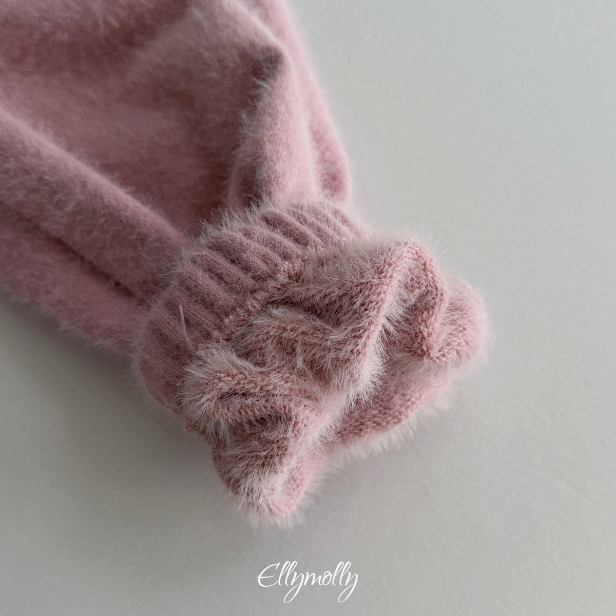 ELLY MOLLY｜スノーフラワーアンゴラジョガーパンツ【予約商品】