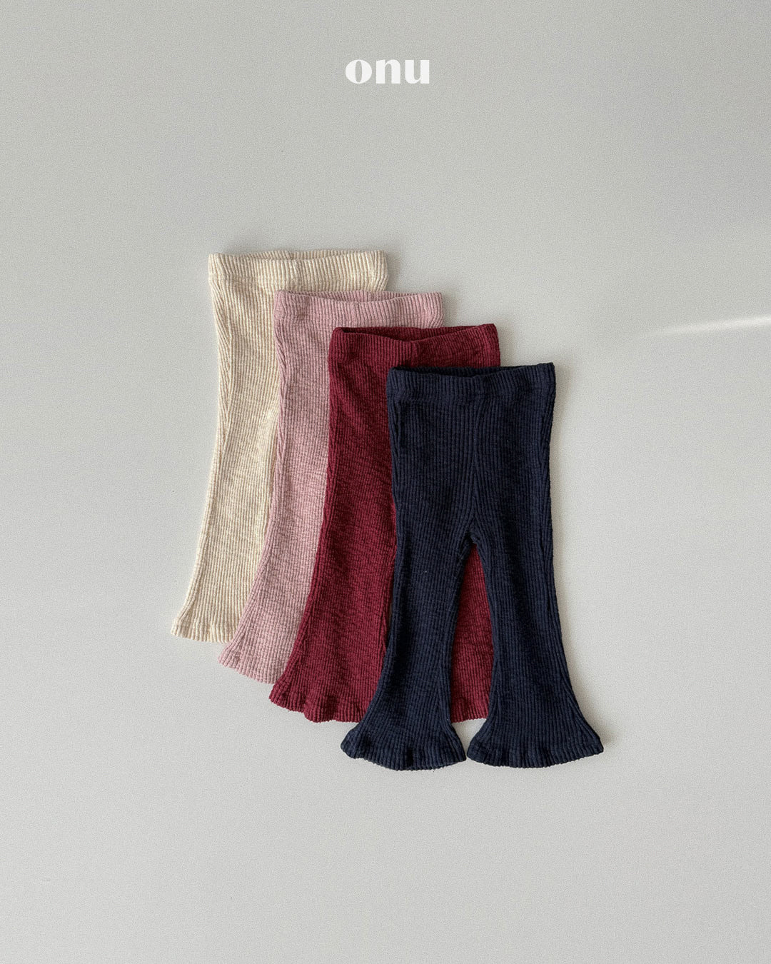 ONU｜リブフレアパンツ【取り寄せ】