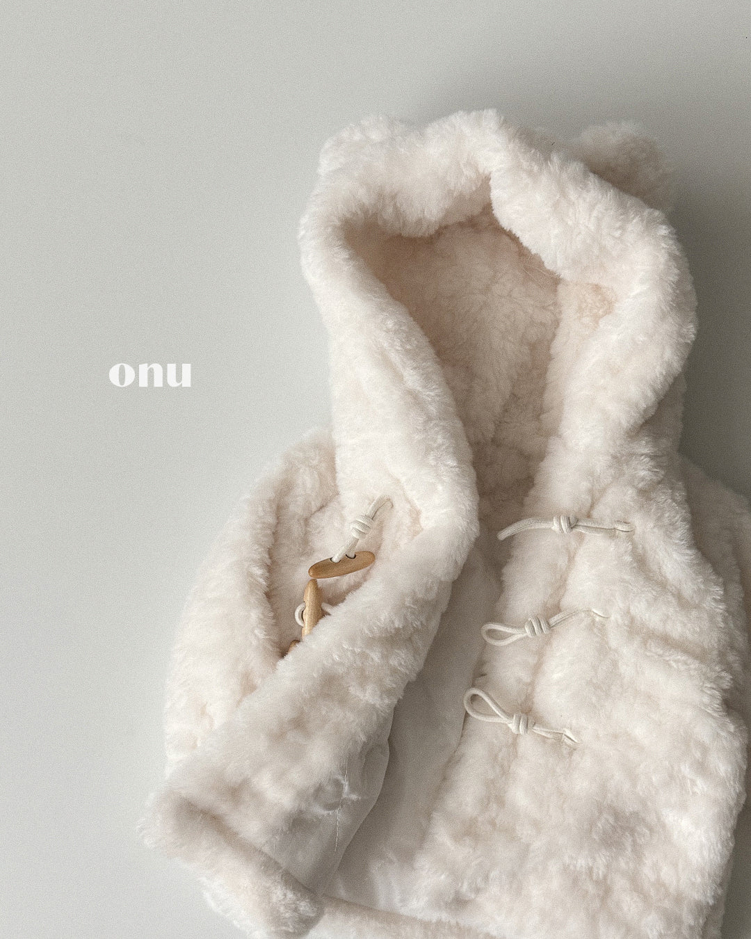 ONU｜くま耳フード付きテディファーコート【取り寄せ】