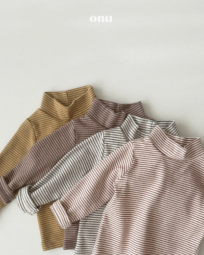 ONU｜マランストライプハイネックTシャツ【取り寄せ】