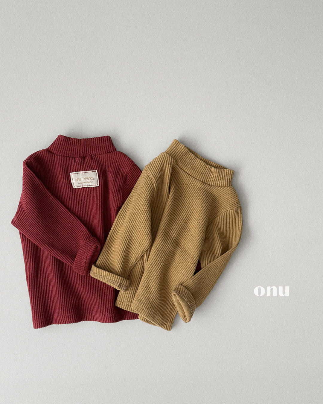 ONU｜リブハイネックTシャツ【取り寄せ】