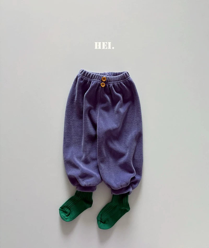 HEI. Color Button Jogger Pants｜カラーボタンジョガーパンツ