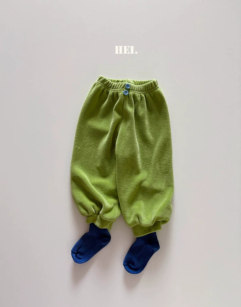 HEI. Color Button Jogger Pants｜カラーボタンジョガーパンツ