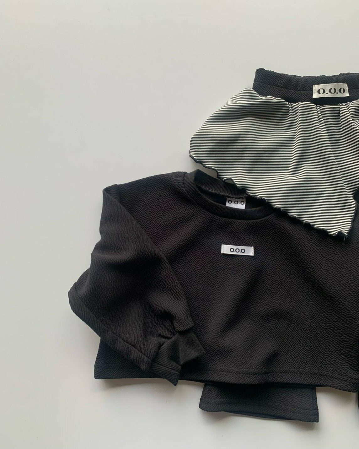 O.O.O / ソフィアパンツ【予約商品】