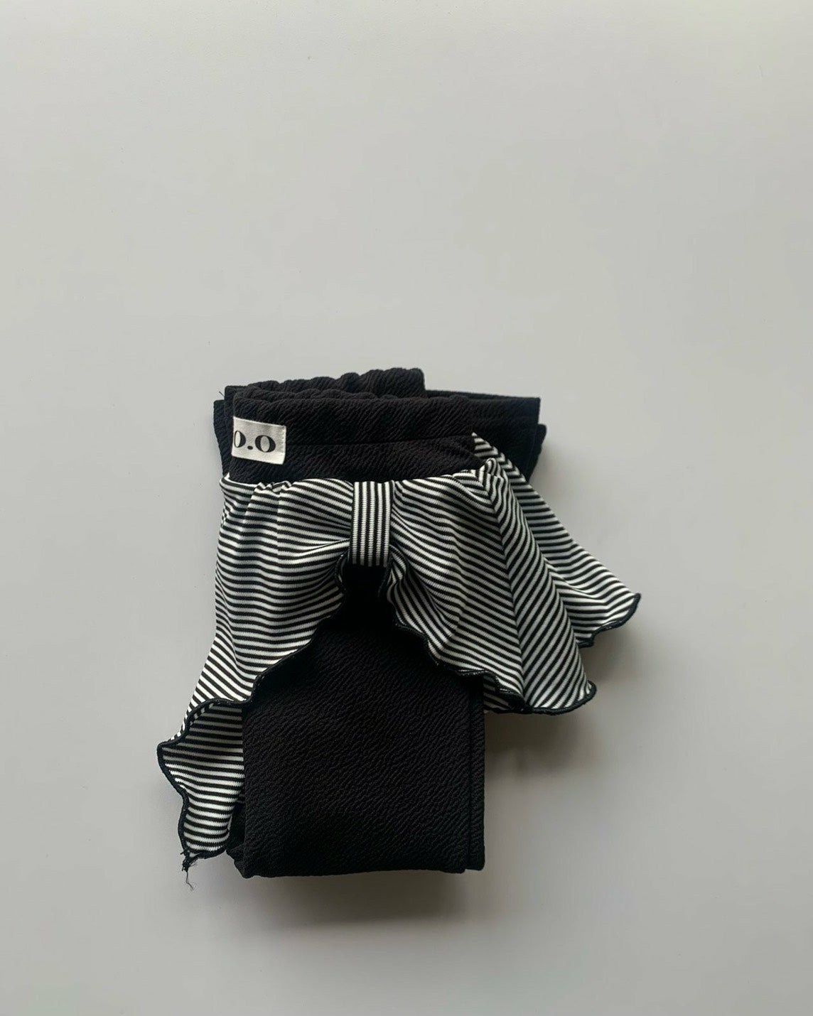 O.O.O / ソフィアパンツ【予約商品】
