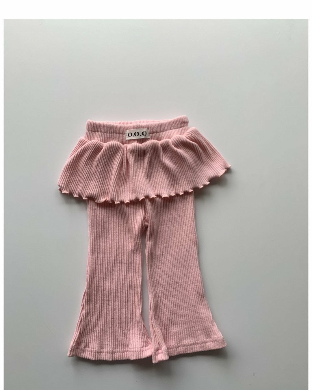 O.O.O / キャラメルパンツ【予約商品】