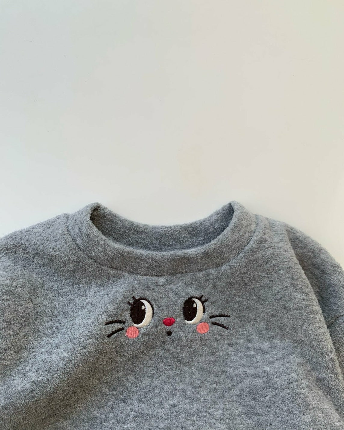 O.O.O｜クレヨンキャットスウェット【予約商品】