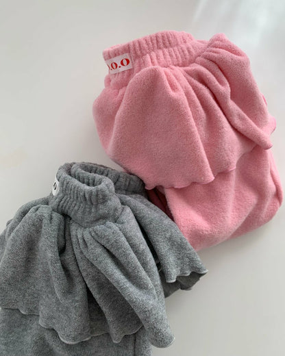 O.O.O｜クララフリルパンツ【予約商品】