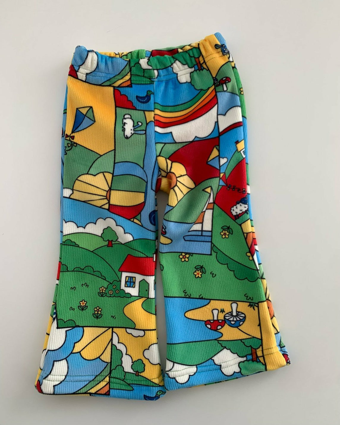O.O.O｜童話ブーツカットパンツ【予約商品】
