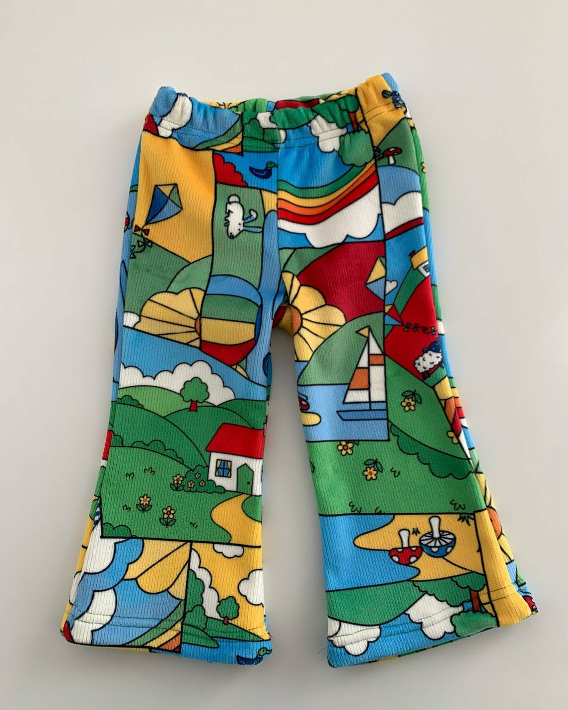 O.O.O｜童話ブーツカットパンツ【予約商品】