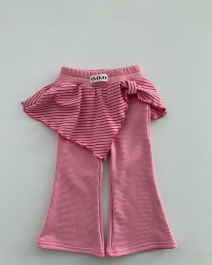 O.O.O｜ポットフリルブーツカットパンツ【予約商品】