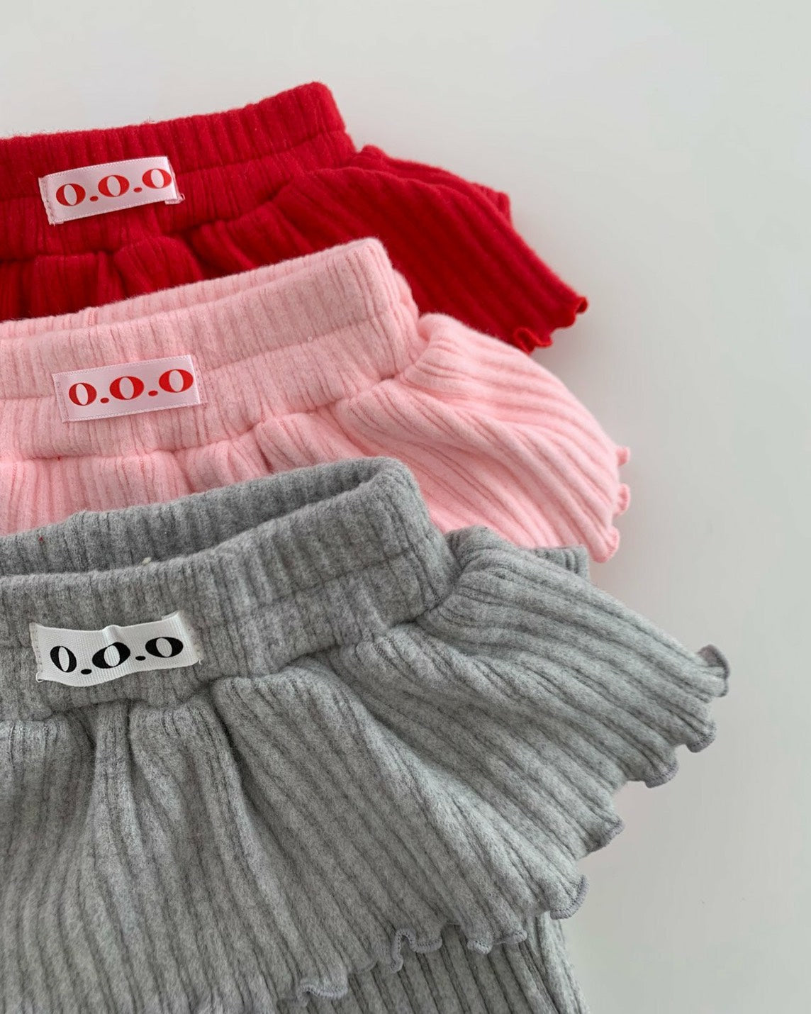 O.O.O｜ステラフリルブーツカットパンツ【予約商品】