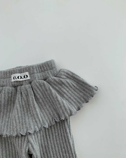 O.O.O｜ステラフリルブーツカットパンツ【予約商品】