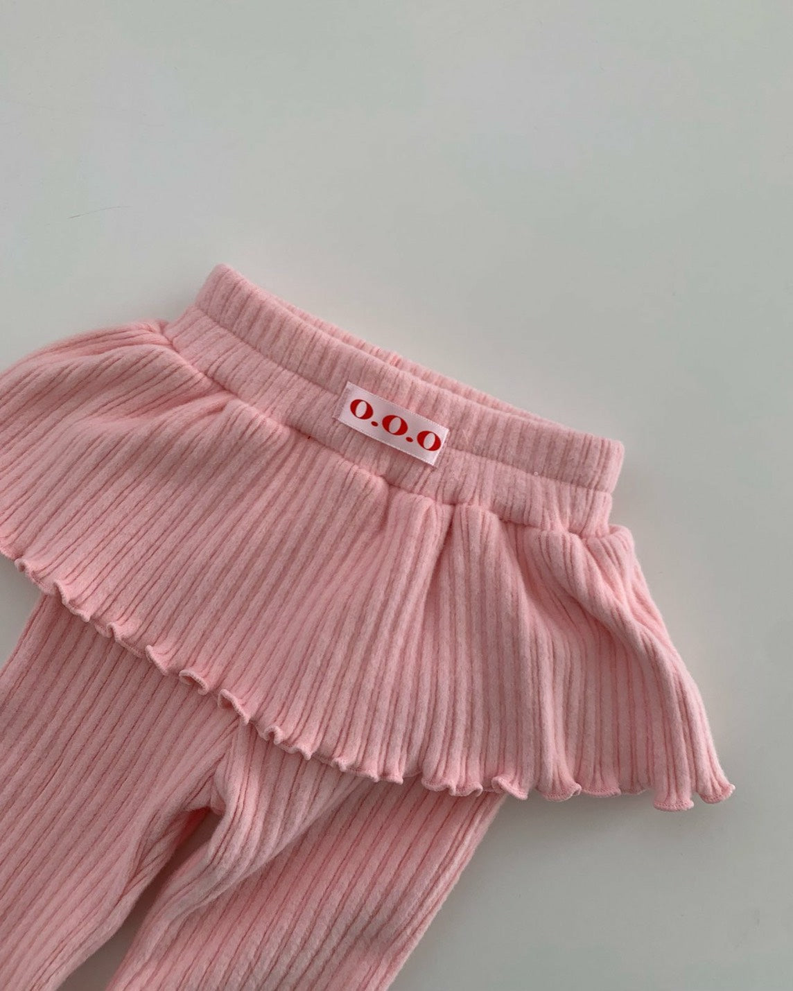 O.O.O｜ステラフリルブーツカットパンツ【予約商品】