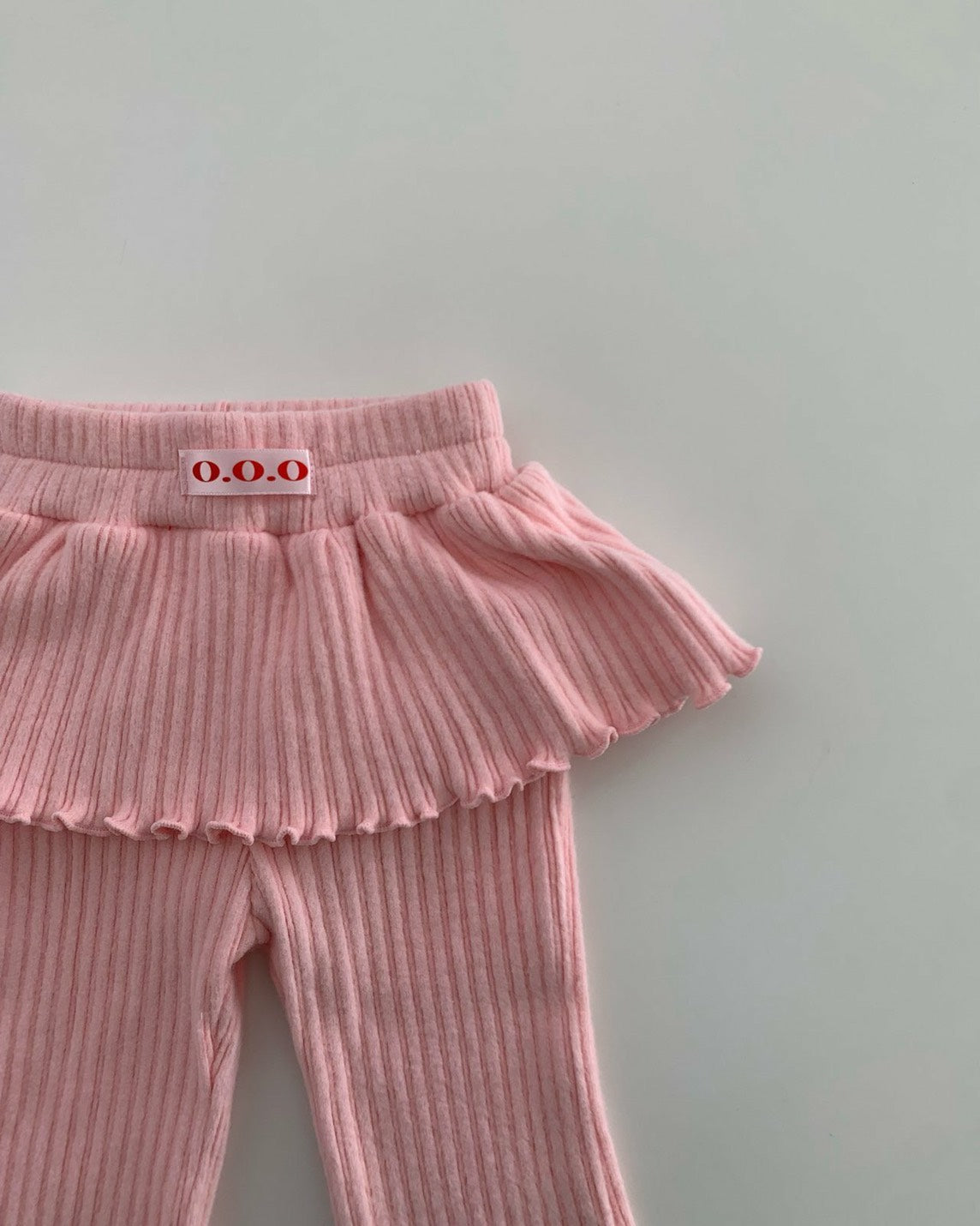 O.O.O｜ステラフリルブーツカットパンツ【予約商品】
