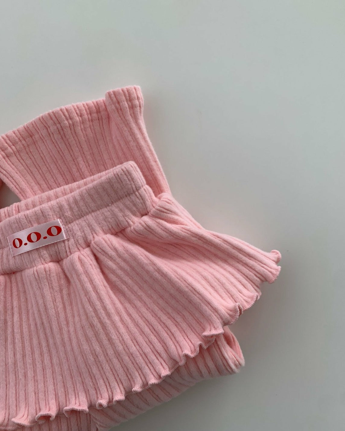 O.O.O｜ステラフリルブーツカットパンツ【予約商品】