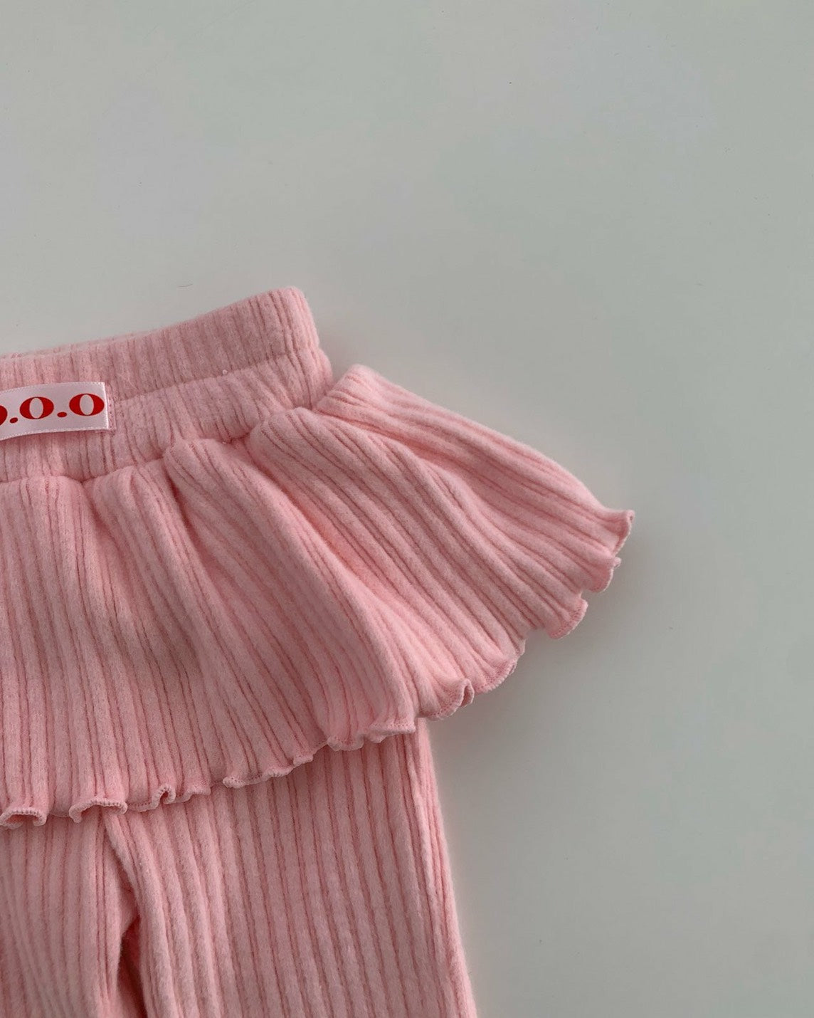 O.O.O｜ステラフリルブーツカットパンツ【予約商品】