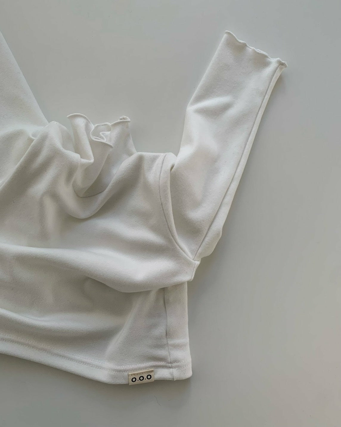 O.O.O｜BUTTER TURTLENECK（バタータートルネック）【予約商品】