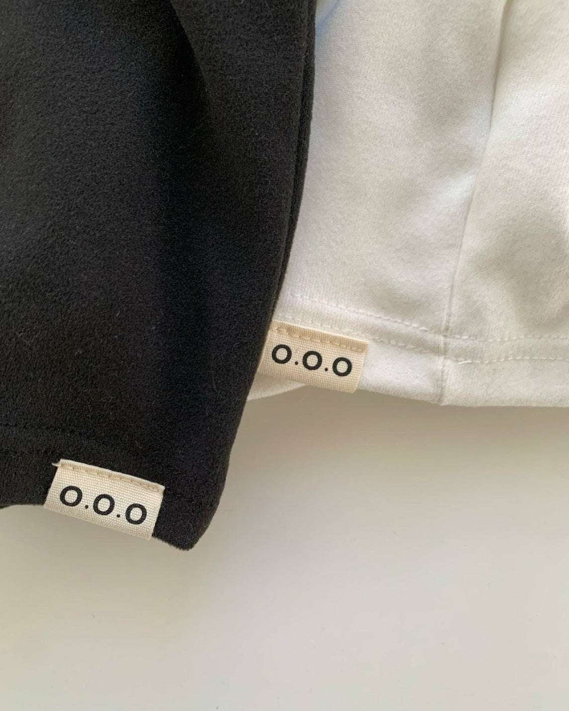 O.O.O｜BUTTER TURTLENECK（バタータートルネック）【予約商品】